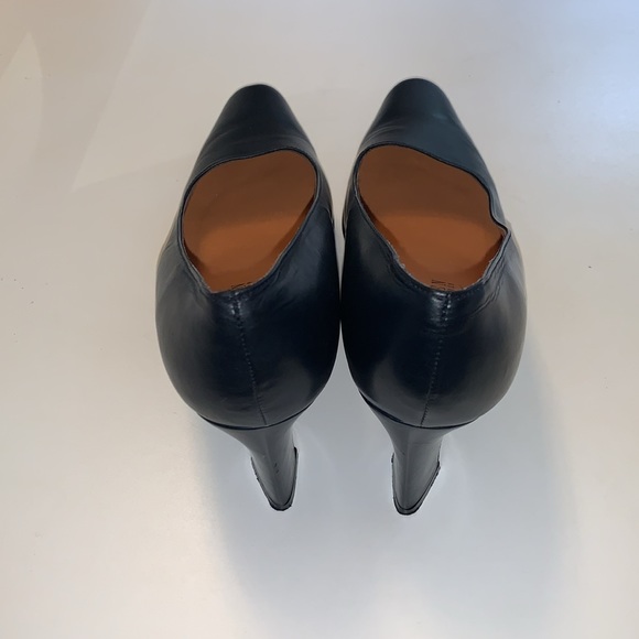 Lauren Ralph Lauren Vintage Navy Pumps - Picture 4 of 6